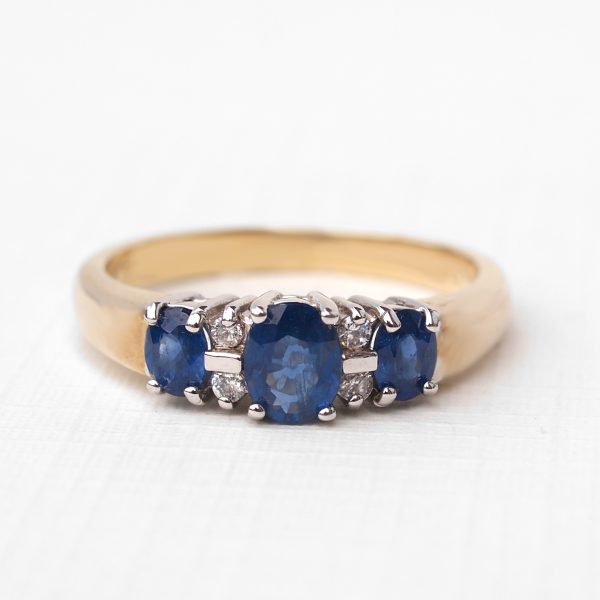 Sapphire trilogy ring