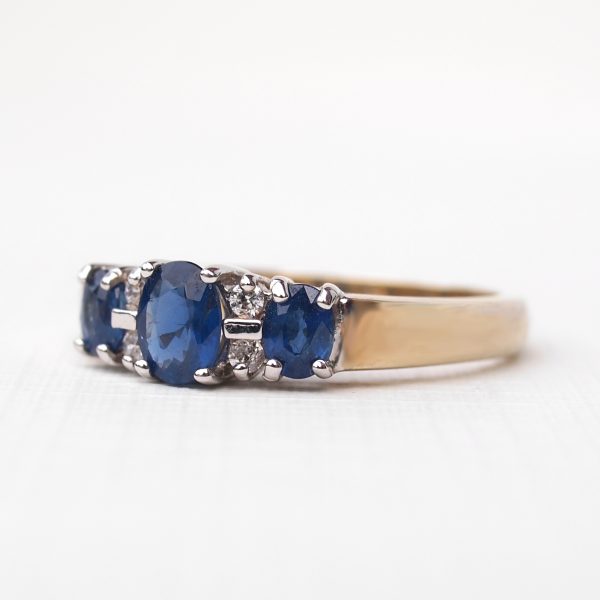 Sapphire trilogy ring